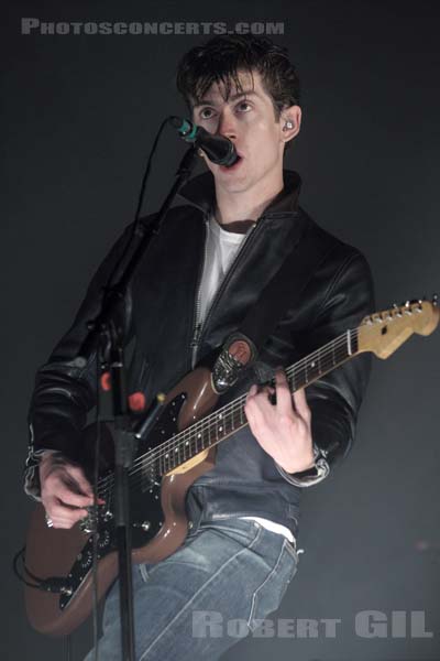 ARCTIC MONKEYS - 2011-08-27 - SAINT CLOUD - Domaine National - Grande Scene - 